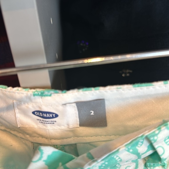 Old Navy white with mint seahore print size 2​ - Picture 2 of 3